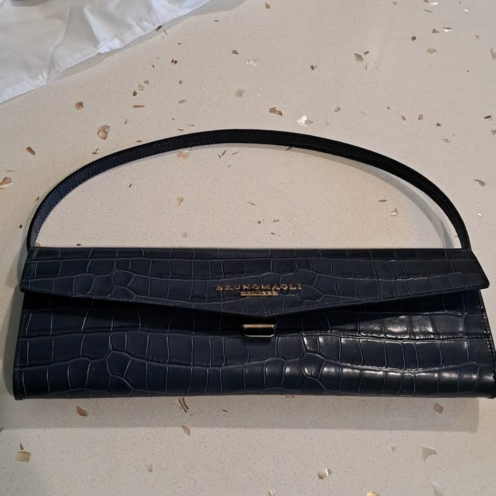 Bruno Magli bag - Picture 10 of 11